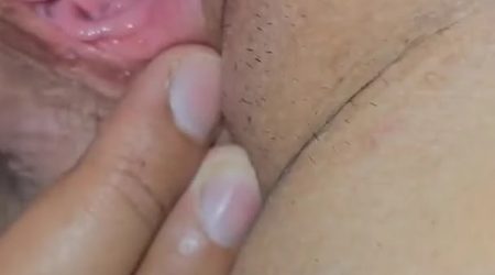 Отлизывает пизду своей жены узбечки крупным планом вторая часть